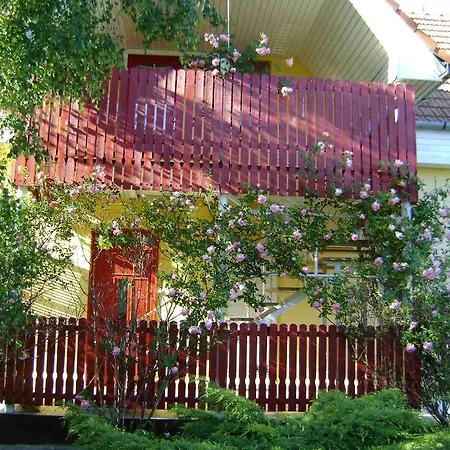 Aranyeso Vendeghaz Guest house *
